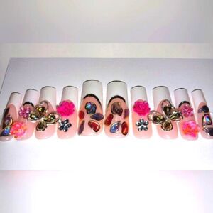 Hand crafted custom design 10pc french tip press on nails sz medium
